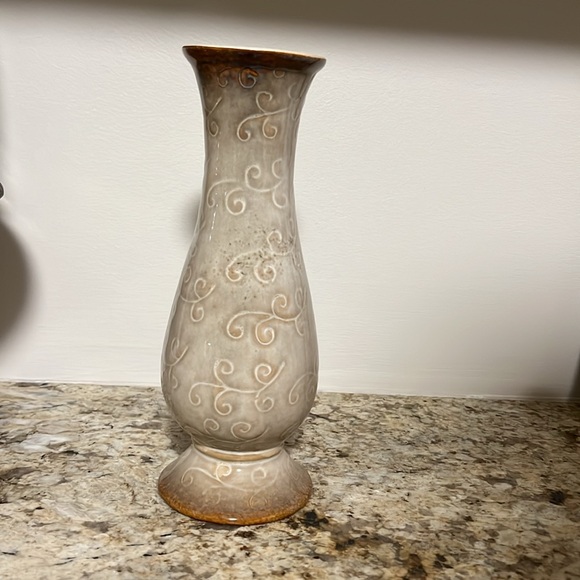 Matching Vase Set - Picture 2 of 8